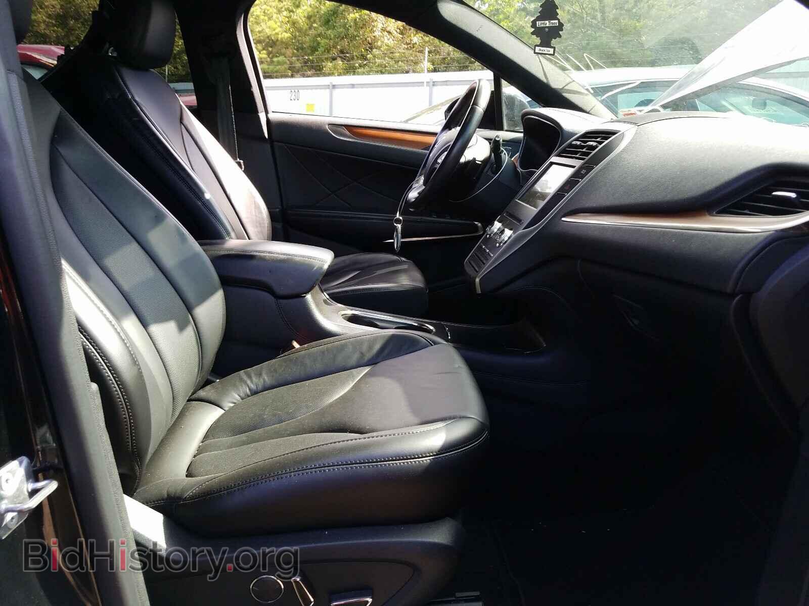 2017 LINCOLN MKC - VIN: 5LMCJ2D97HUL68140 - Photo 5