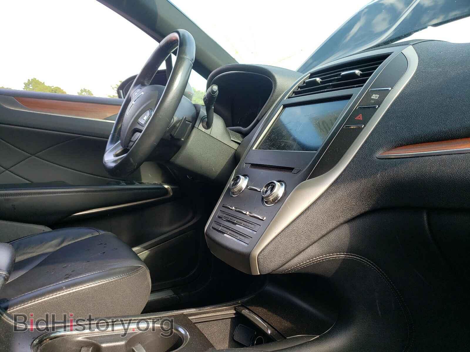 2017 LINCOLN MKC - VIN: 5LMCJ2D97HUL68140 - Photo 9