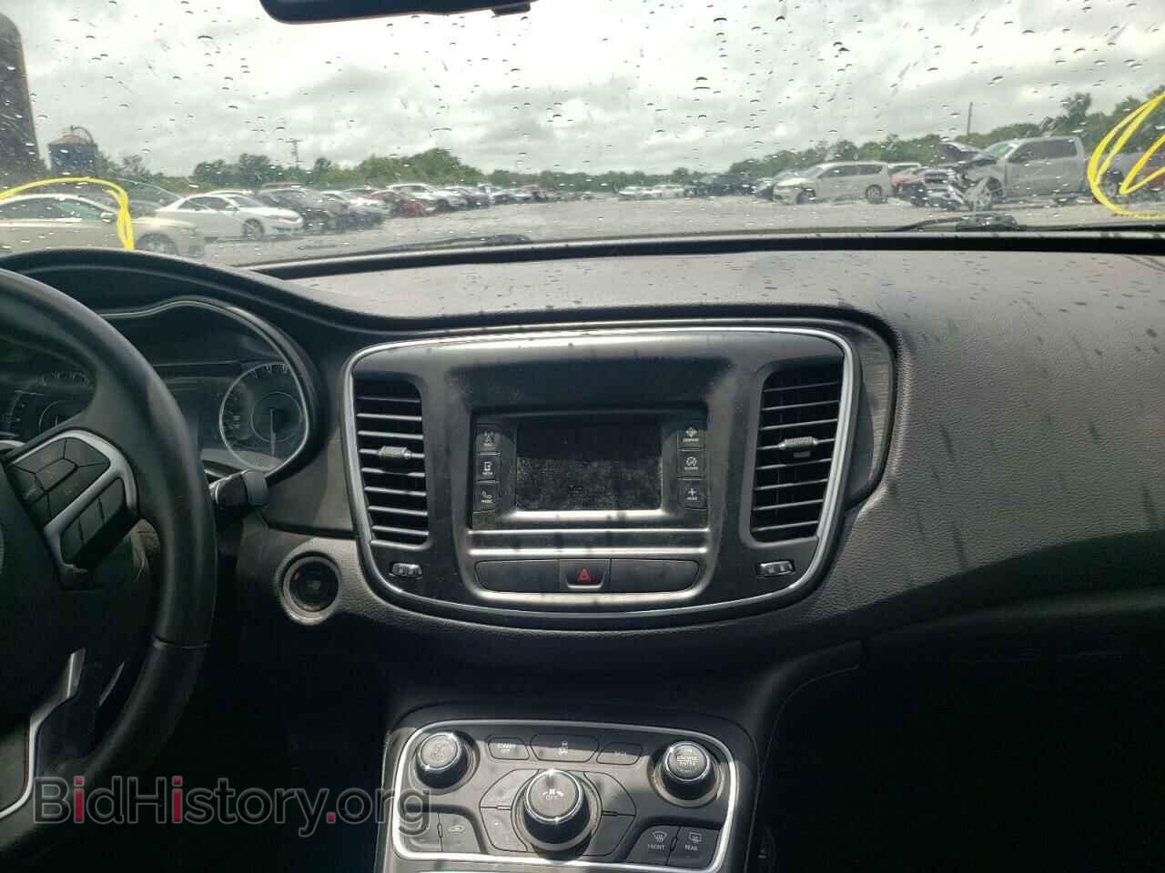 2016 CHRYSLER 200 - VIN: 1C3CCCFB5GN186201 - Фото 9