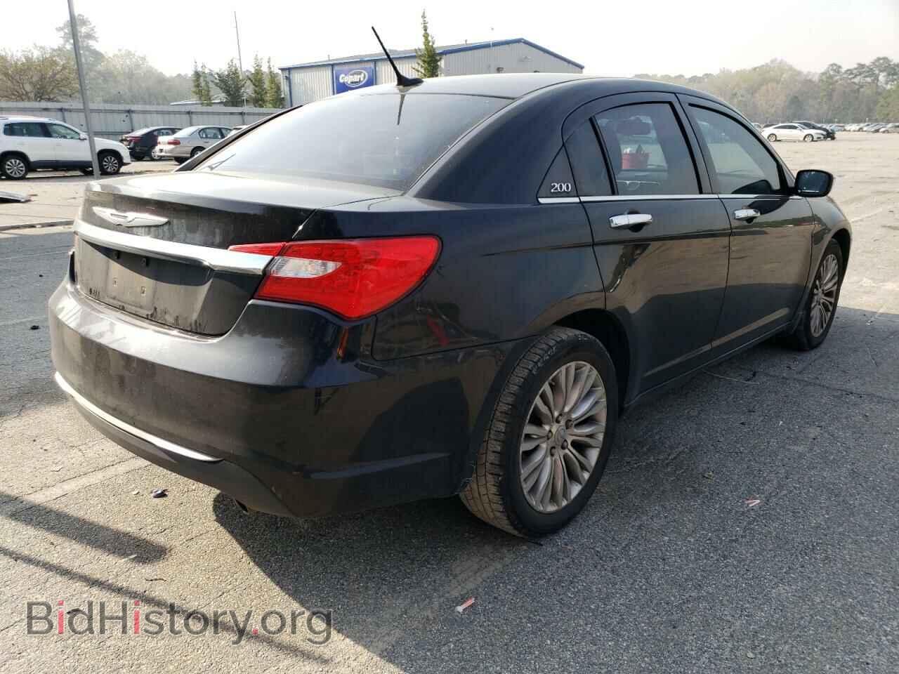 2011 CHRYSLER 200 - VIN: 1C3BC2FG8BN571830 - Фото 3