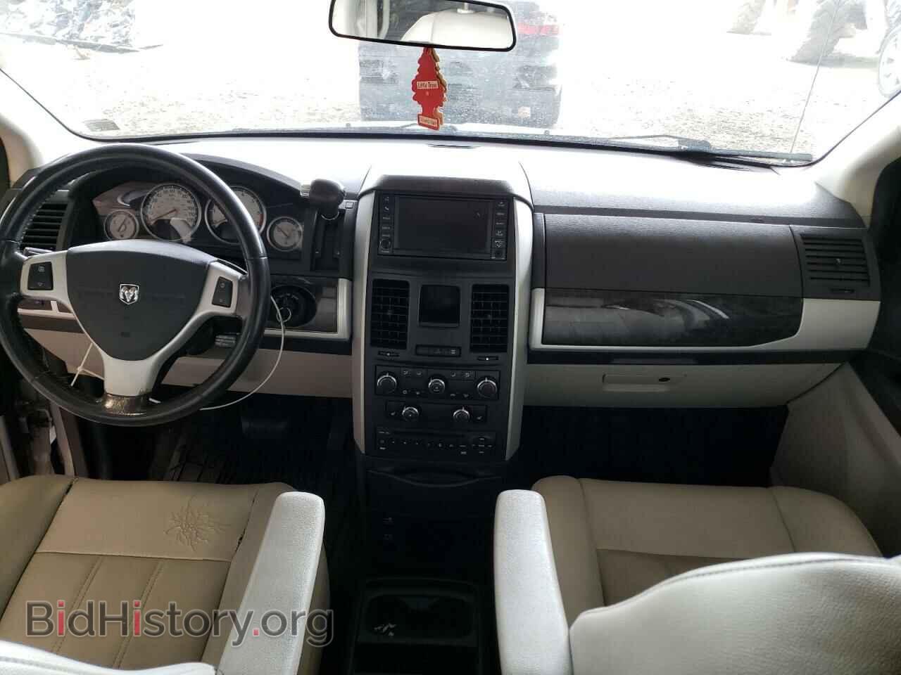 2010 DODGE CARAVAN - VIN: 2D4RN5DX3AR130104 - Фото 8