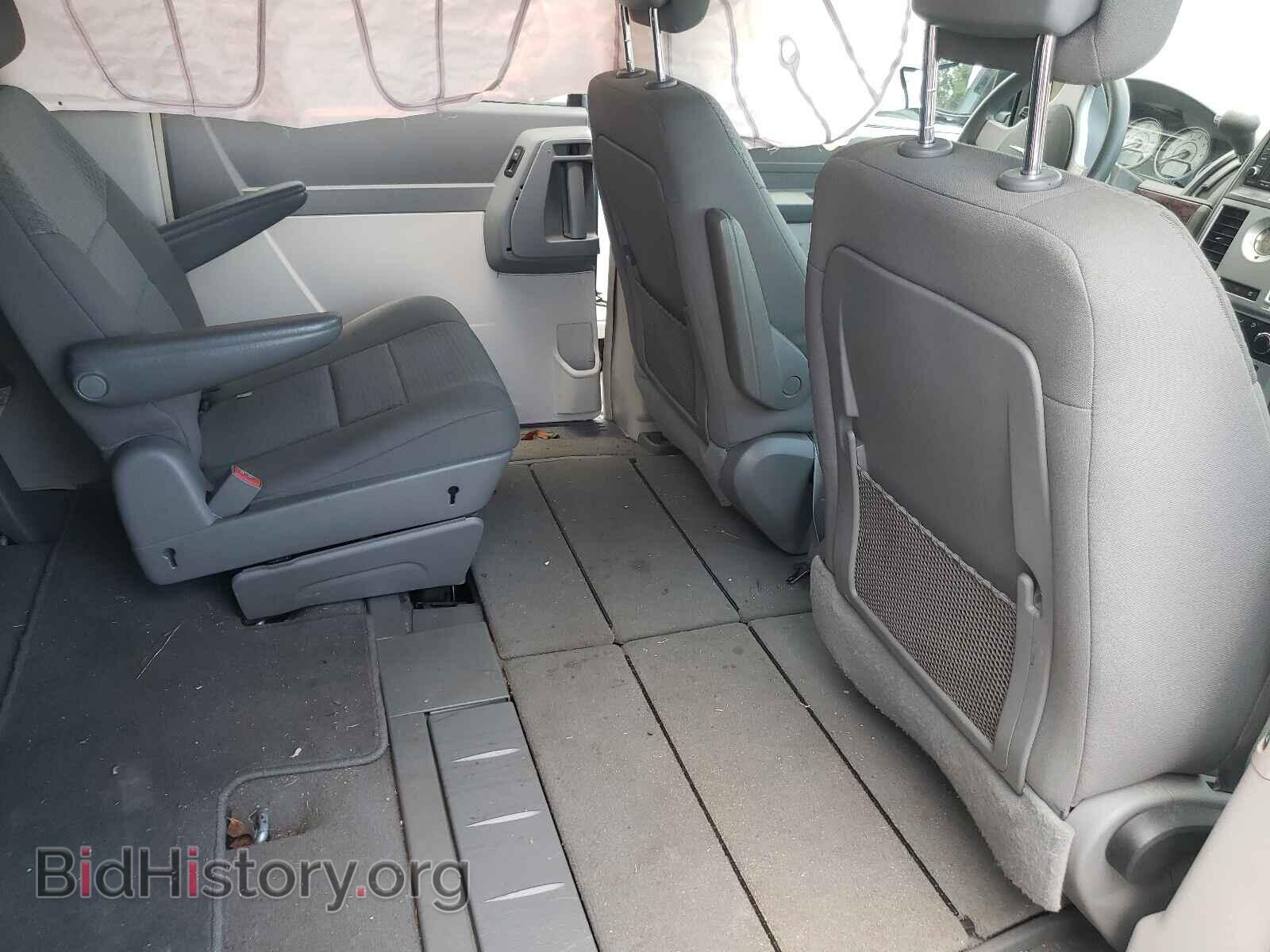 2010 CHRYSLER MINIVAN - VIN: 2A4RR4DEXAR281459 - Фото 6