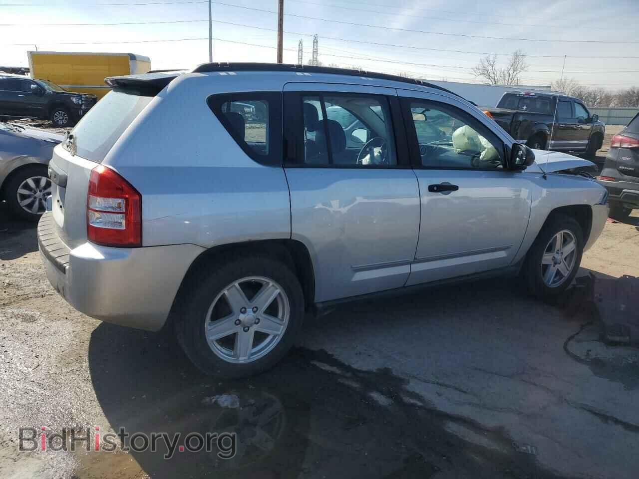 2010 JEEP COMPASS - VIN: 1J4NT4FB1AD504199 - Фото 3