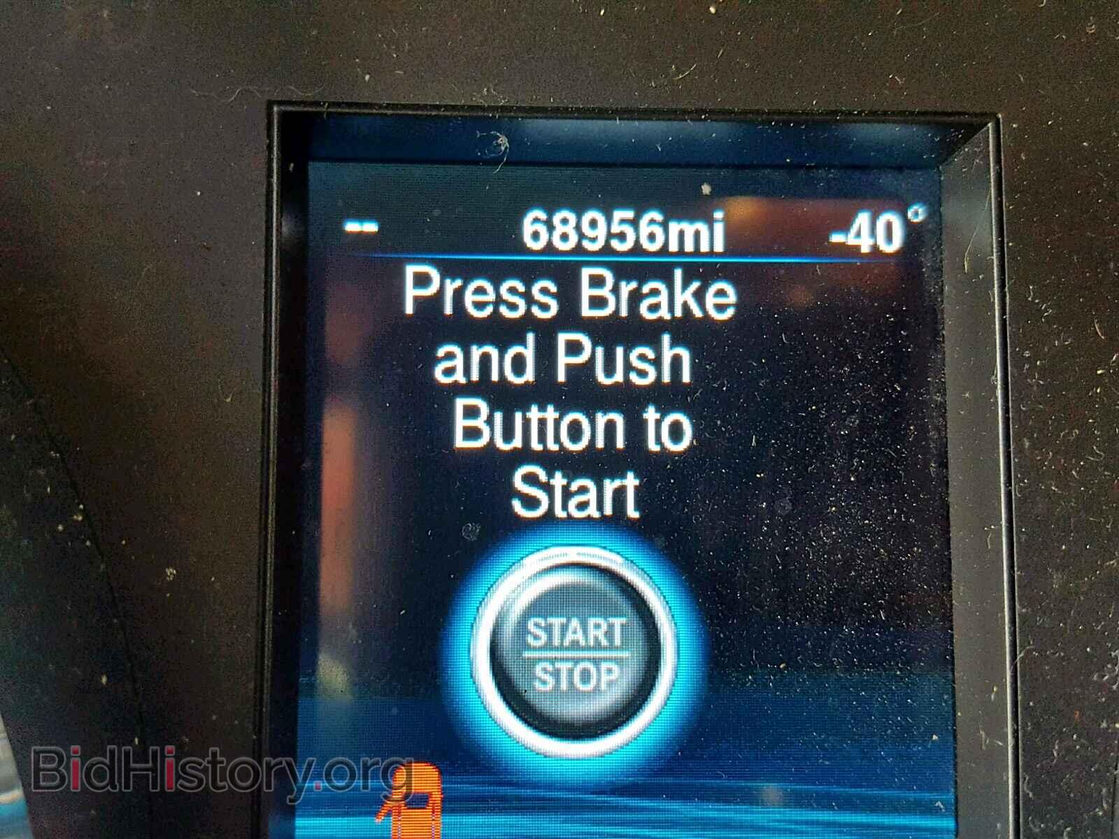 2014 CHRYSLER 300 - VIN: 2C3CCAAG2EH383050 - Фото 8
