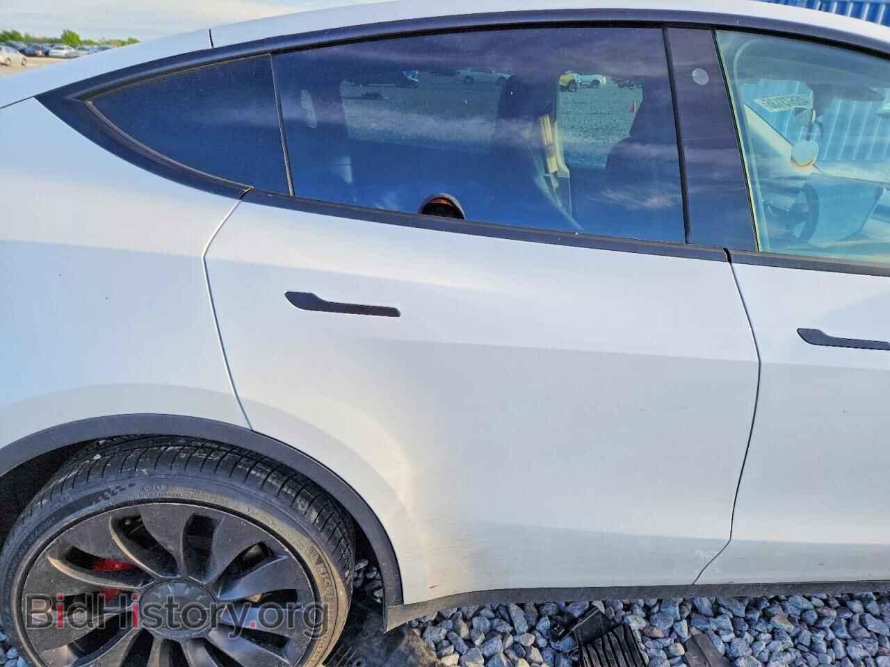2022 TESLA MODEL Y - VIN: 7SAYGDEF8NF326952 - Фото 10