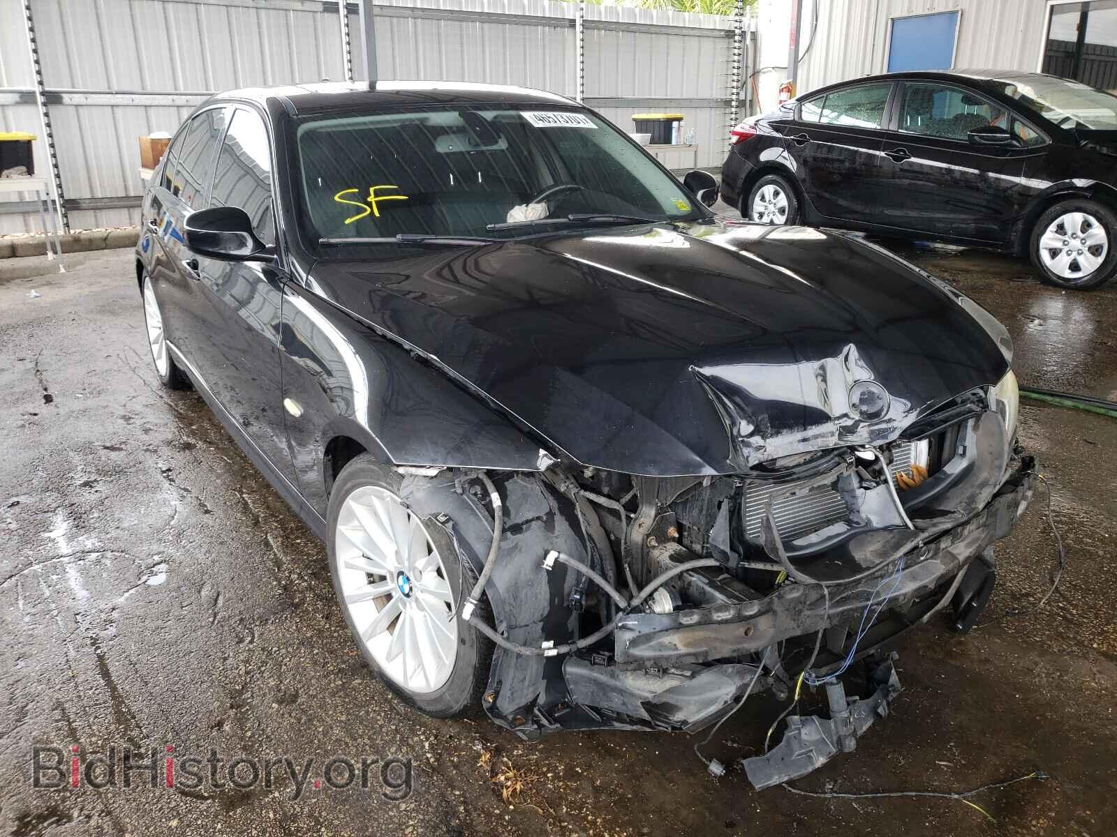 Фотография WBAPH5G55ANM34566 - BMW 3 SERIES 2010
