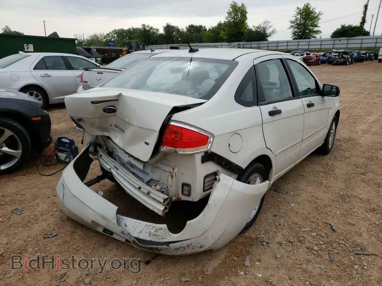 2010 FORD FOCUS - VIN: 1FAHP3FN2AW293097 - Фото 4