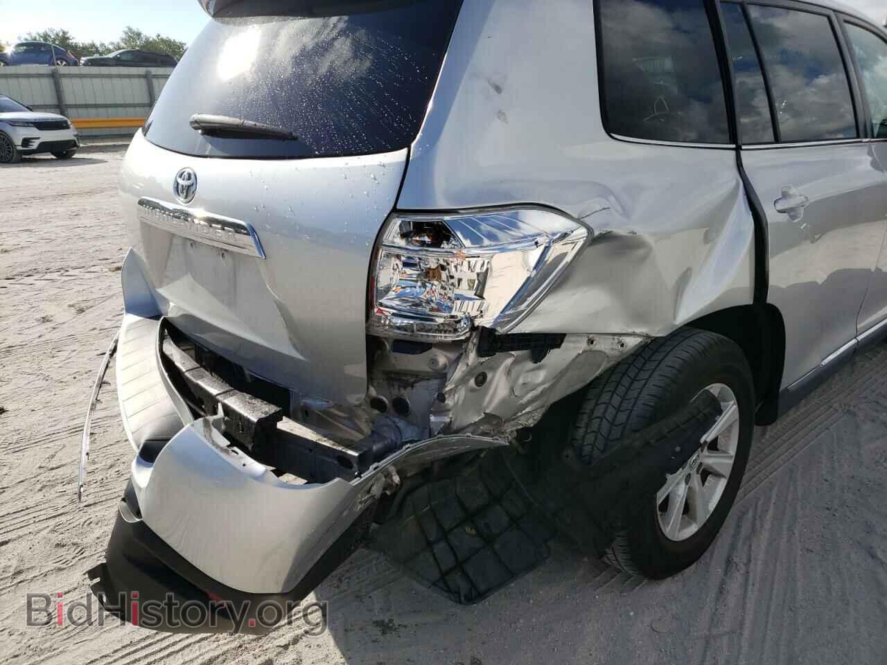 2013 TOYOTA HIGHLANDER - VIN: 5TDBK3EH8DS265884 - Фото 9