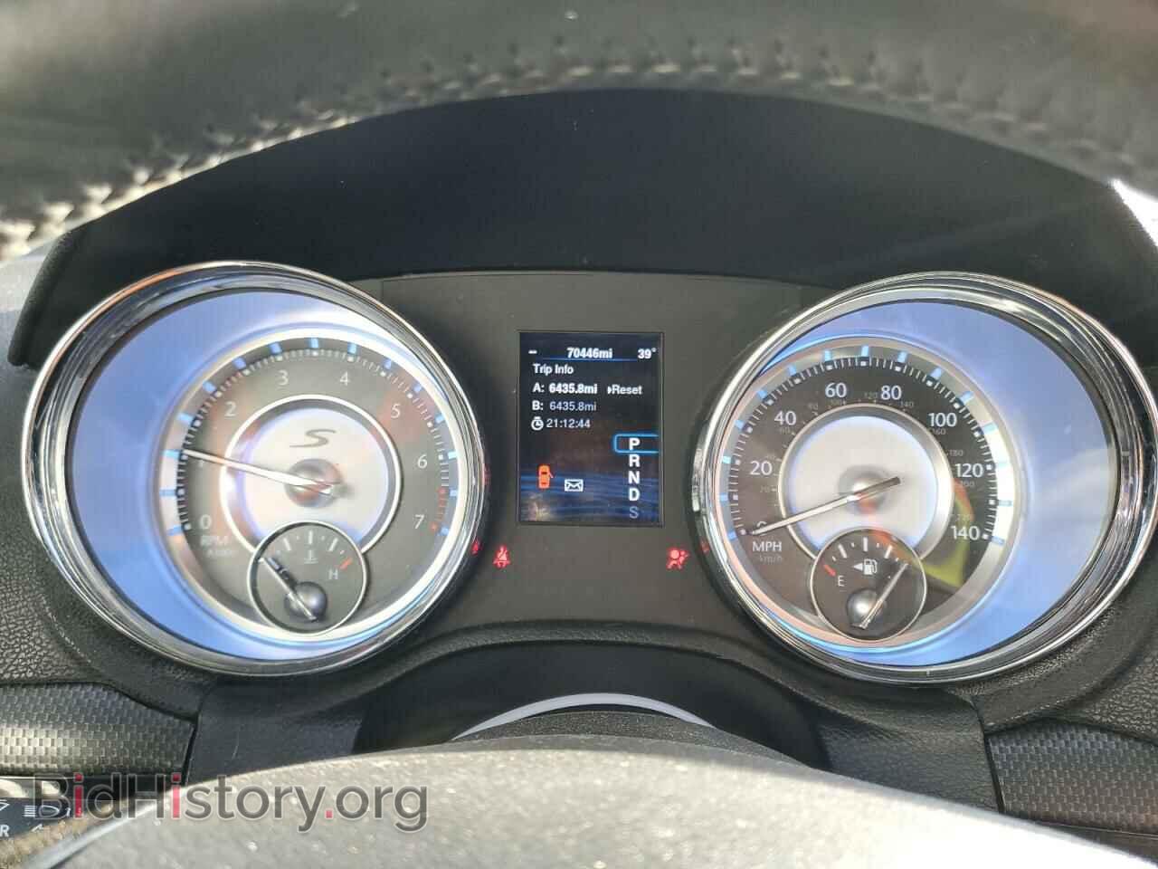 2014 CHRYSLER 300 - VIN: 2C3CCAGG2EH365896 - Фото 9