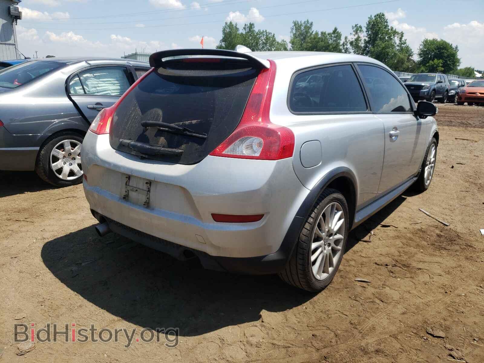 2011 VOLVO C30 - VIN: YV1672MK9B2243059 - Фото 4