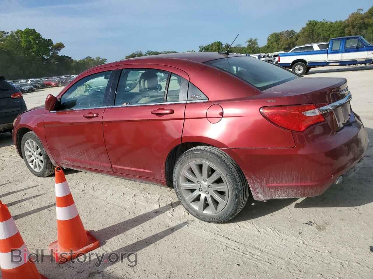 2013 CHRYSLER 200 - VIN: 1C3CCBBB9DN597550 - Фото 2