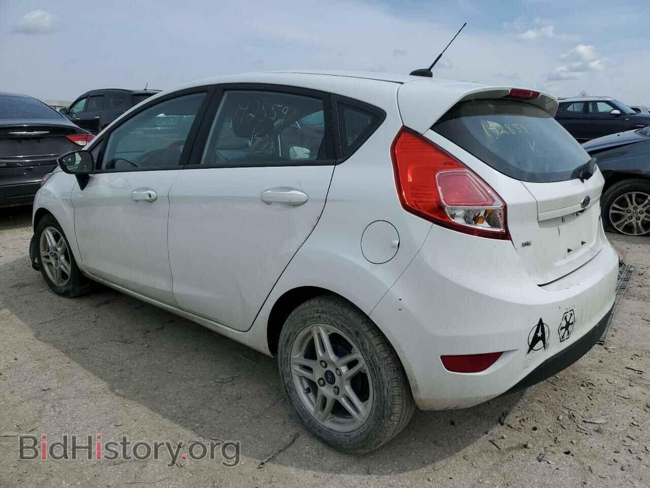 2018 FORD FIESTA - VIN: 3FADP4EJ2JM142859 - Фото 2