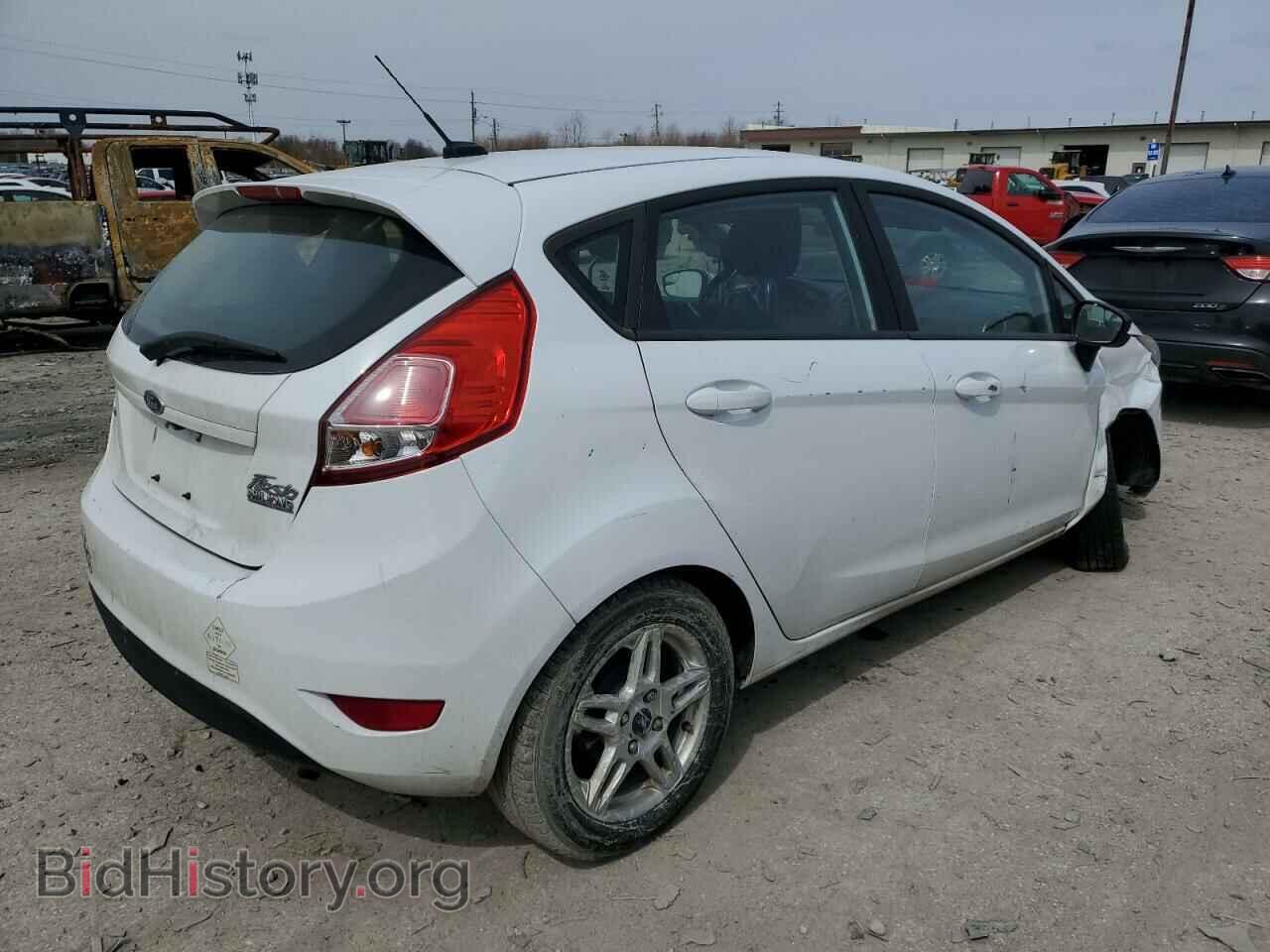 2018 FORD FIESTA - VIN: 3FADP4EJ2JM142859 - Фото 3