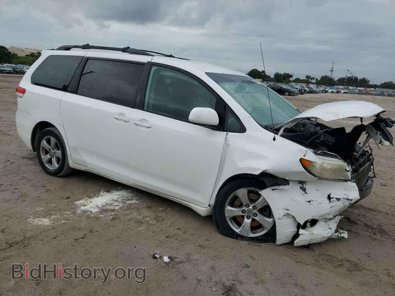 2014 TOYOTA All Models - VIN: 5TDKK3DC8ES499840 - Фото 4