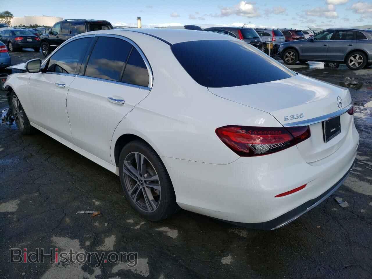 2021 MERCEDES-BENZ E-CLASS - VIN: W1KZF8DB1MA891180 - Фото 2