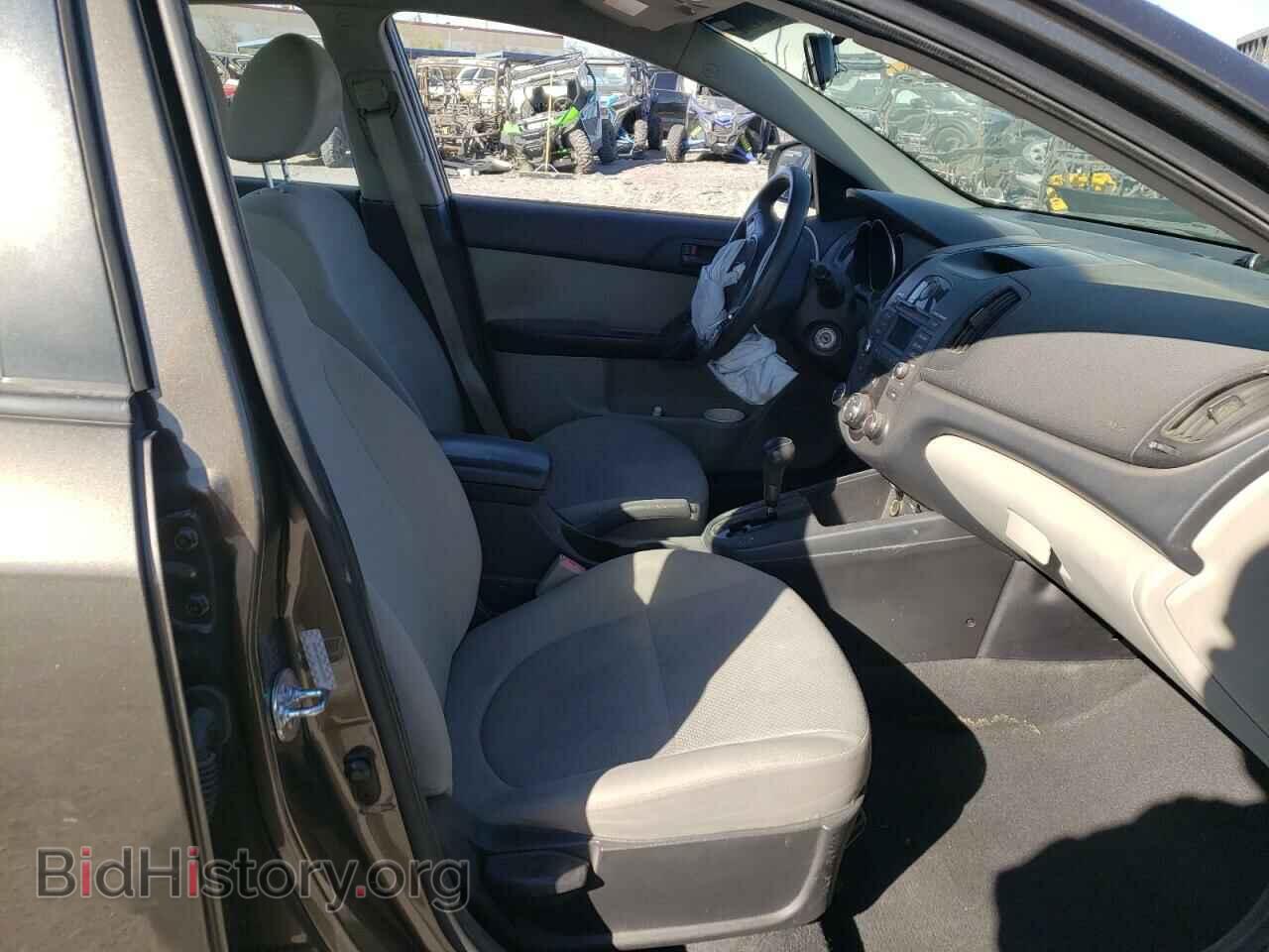 2010 KIA FORTE - VIN: KNAFU4A29A5858820 - Фото 5