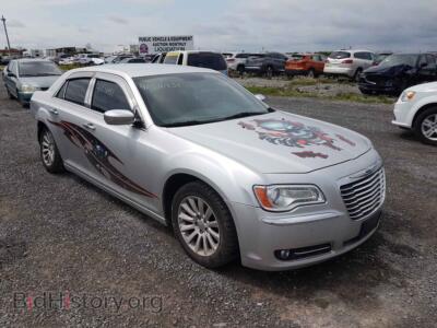 2012 Chrysler 300, серебристый — VIN 2C3CCAAG8CH108215, Copart