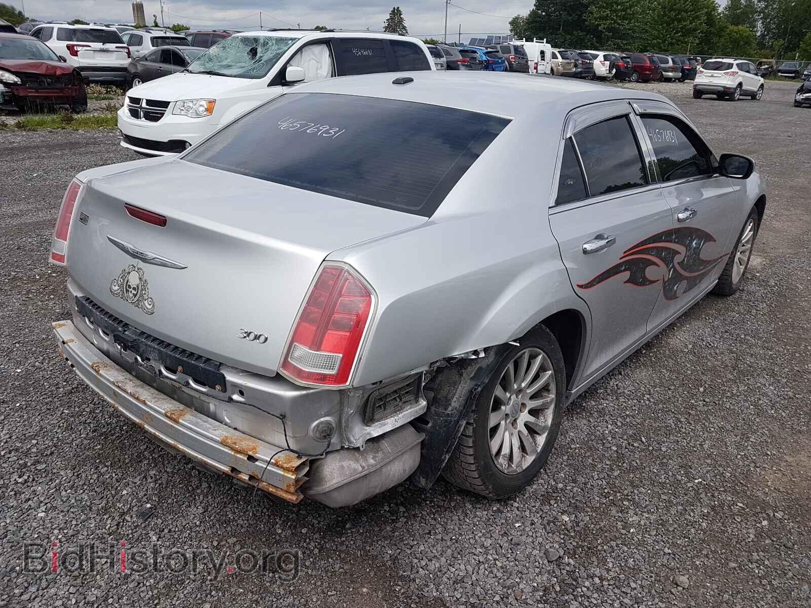 2012 CHRYSLER 300 - VIN: 2C3CCAAG8CH108215 - Photo 4