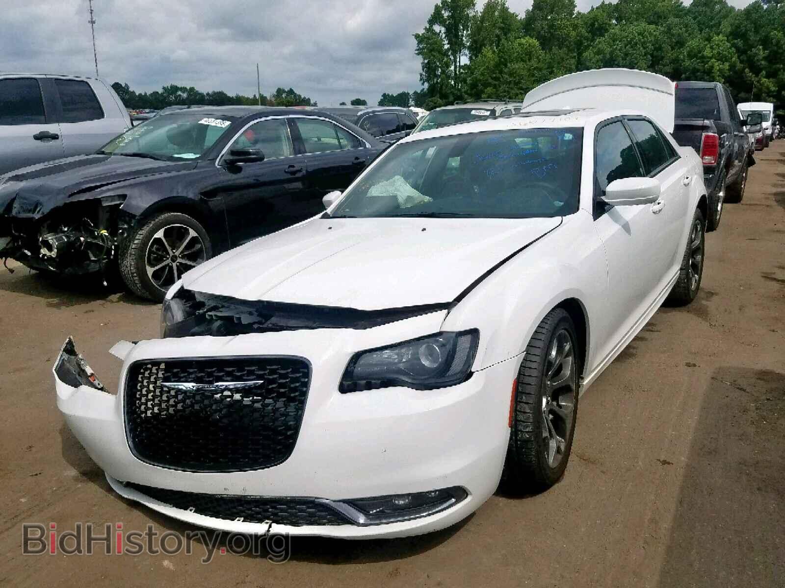 2015 CHRYSLER 300 - VIN: 2C3CCABT7FH872461 - Фото 2