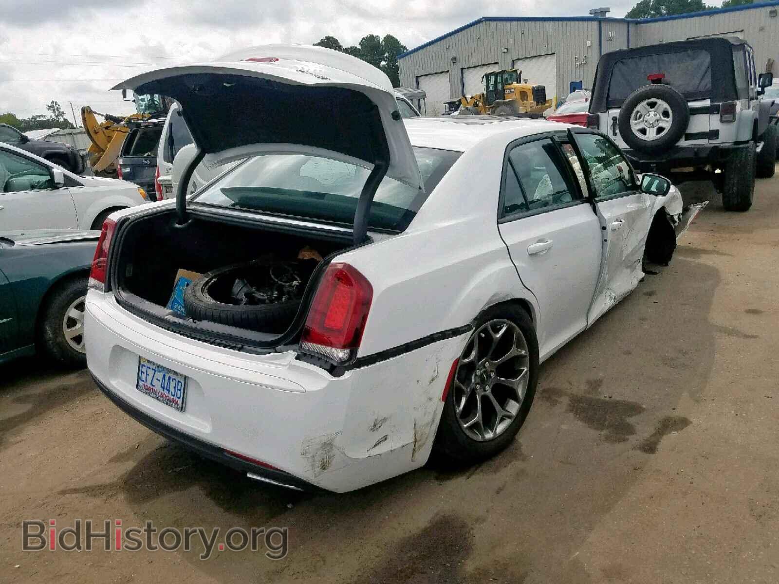 2015 CHRYSLER 300 - VIN: 2C3CCABT7FH872461 - Фото 4