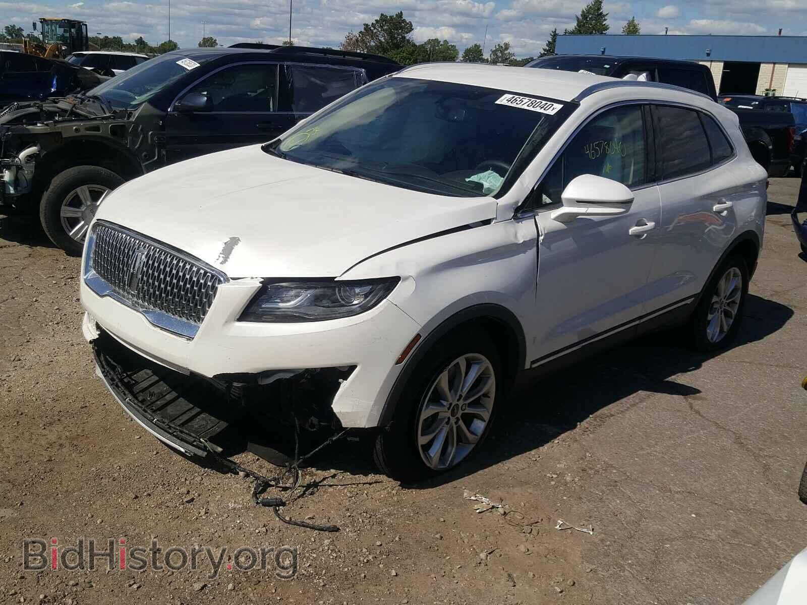 2019 LINCOLN MKC - VIN: 5LMCJ2D90KUL38775 - Photo 2