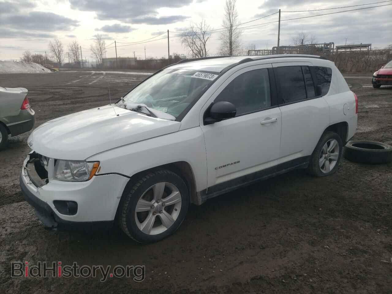 Photo 1J4NF4FB6BD275205 - JEEP COMPASS 2011