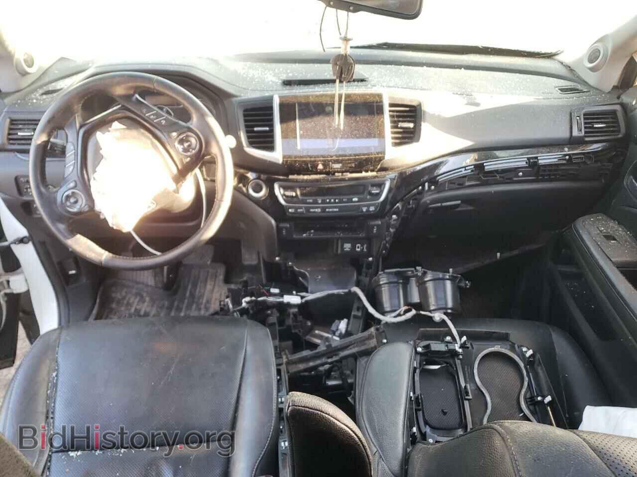 2018 HONDA RIDGELINE - VIN: 5FPYK3F74JB007398 - Фото 8