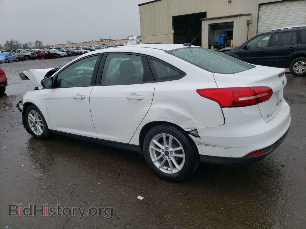 2017 FORD FOCUS - VIN: 1FADP3F23HL296431 - Фото 2