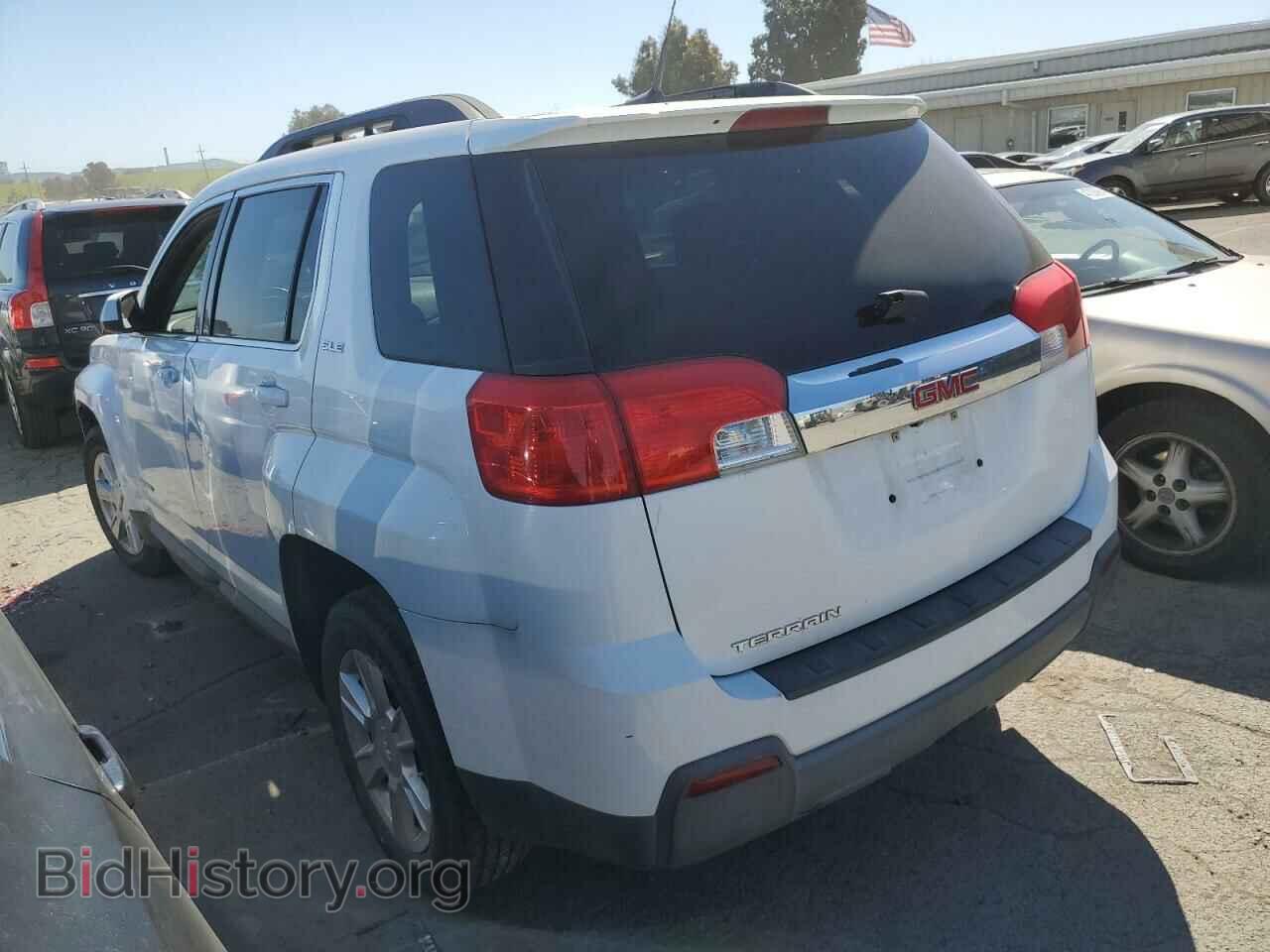 2011 GMC TERRAIN - VIN: 2CTALSEC0B6399971 - Photo 2