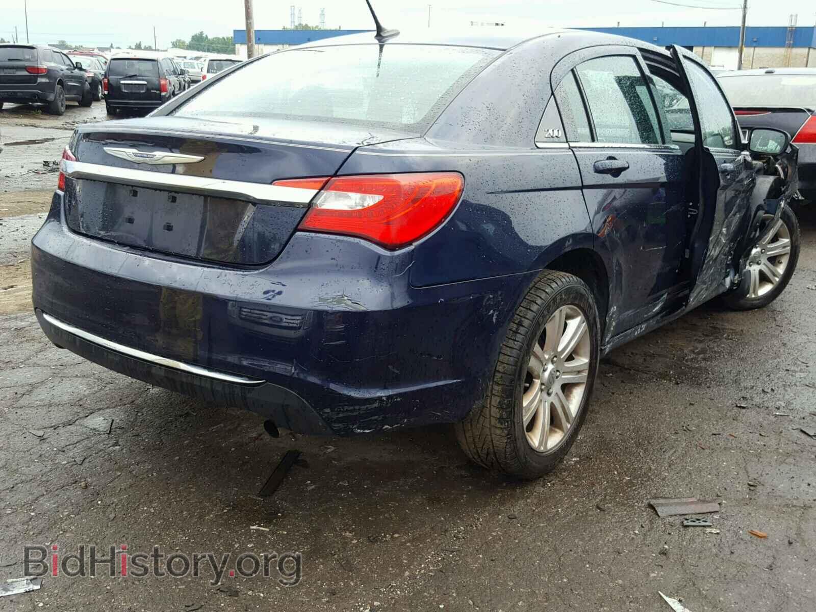 2013 CHRYSLER 200 - VIN: 1C3CCBAB4DN639883 - Фото 4