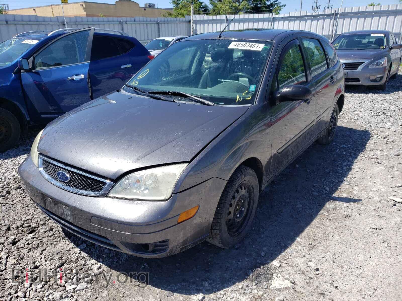 2007 FORD FOCUS - VIN: 1FAFP37N97W110499 - Фото 2
