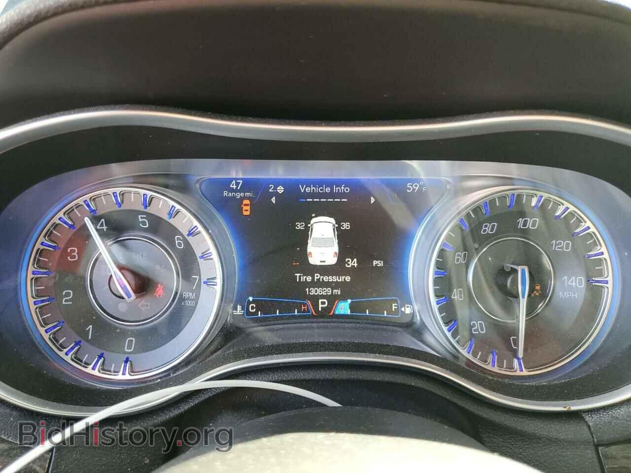 2016 CHRYSLER 300 - VIN: 2C3CCAAGXGH152061 - Фото 9