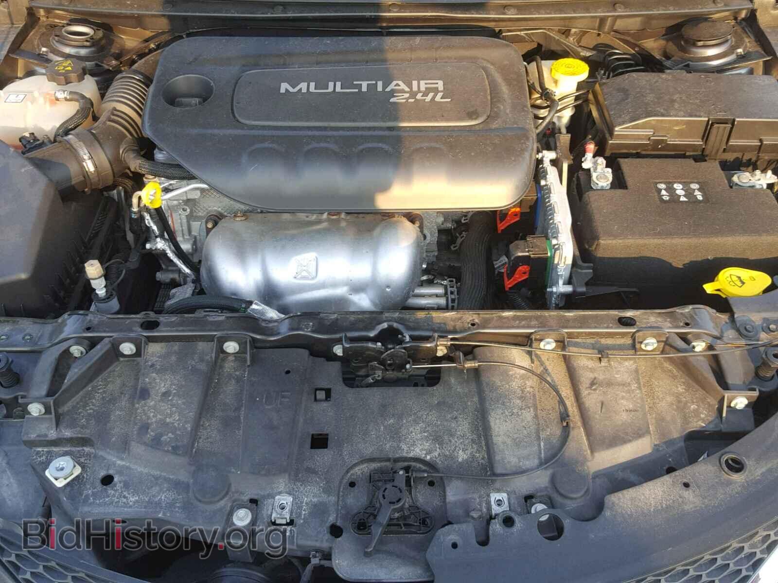 2016 CHRYSLER 200 - VIN: 1C3CCCAB7GN159735 - Фото 7