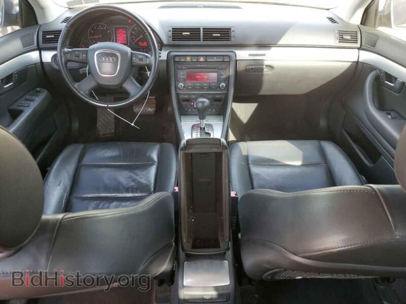 2007 Audi A4 (VIN WAUDF78EX7A242563) — photo 8 of 12