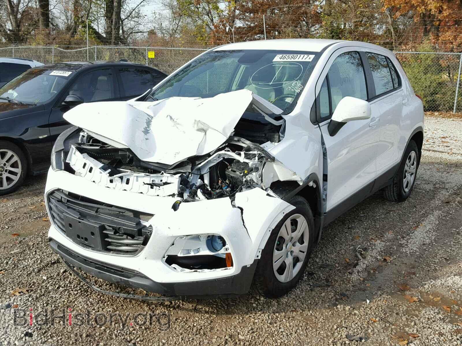 2017 CHEVROLET TRAX - VIN: 3GNCJKSB3HL268311 - Фото 2