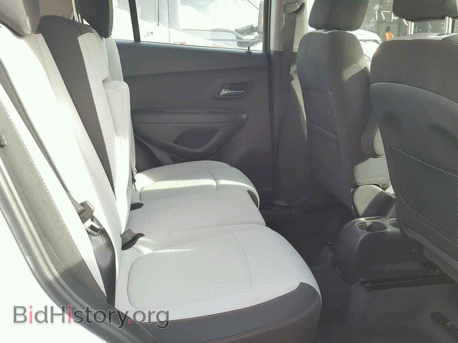 2017 CHEVROLET TRAX - VIN: 3GNCJKSB3HL268311 - Фото 6