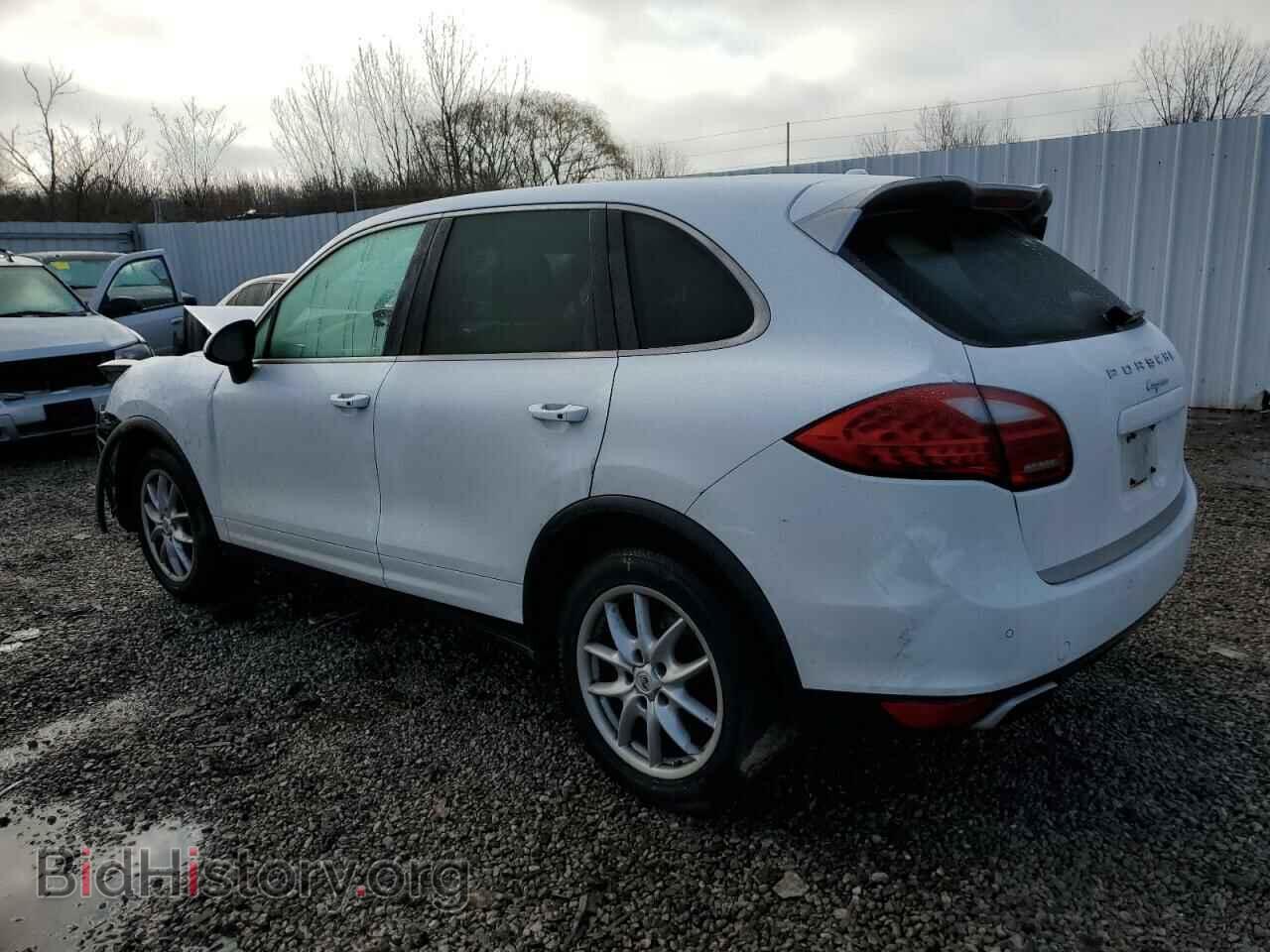 2014 PORSCHE CAYENNE - VIN: WP1AA2A28ELA97868 - Фото 2