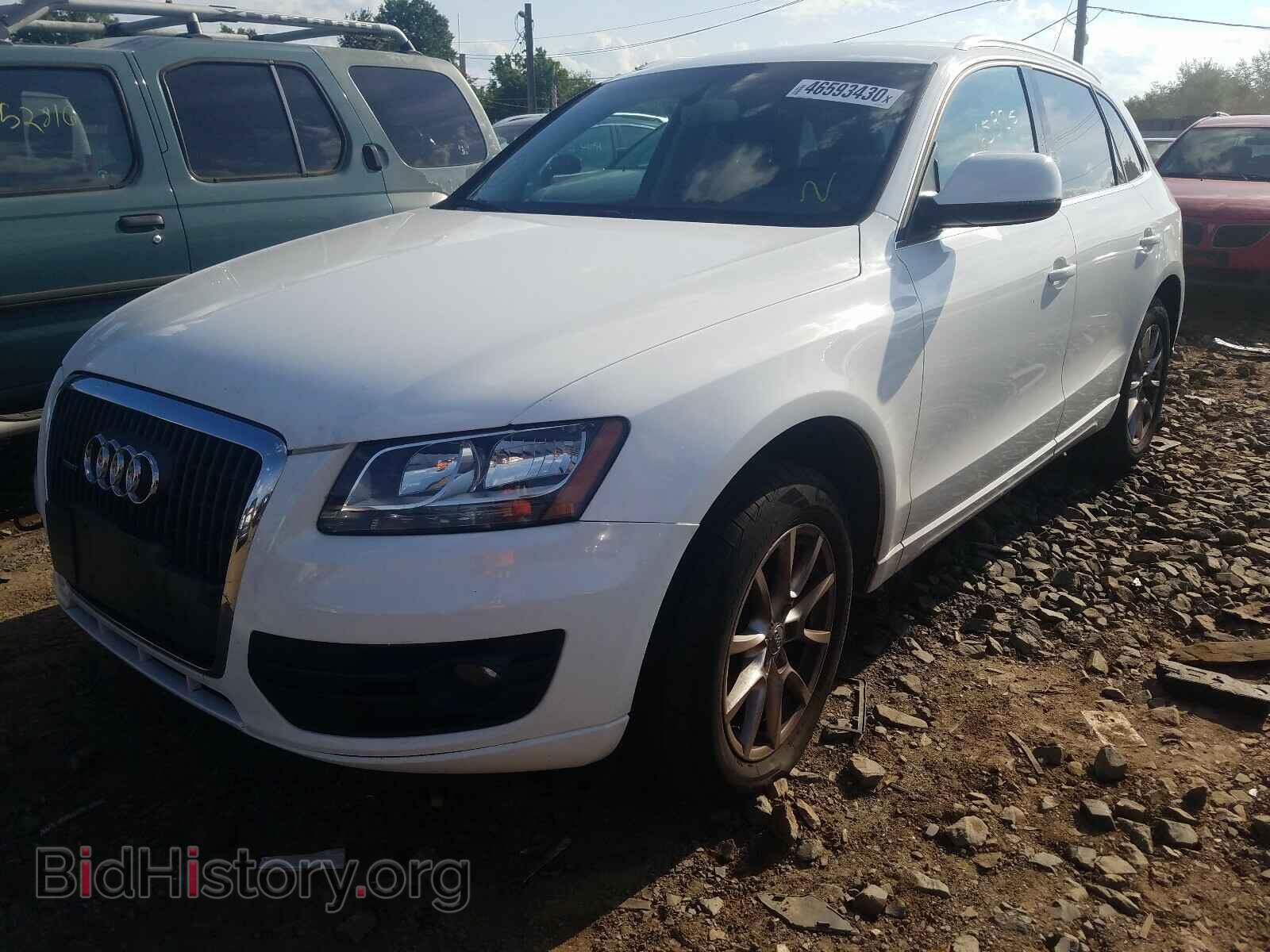 2011 AUDI Q5 - VIN: WA1CFAFP6BA063066 - Фото 2