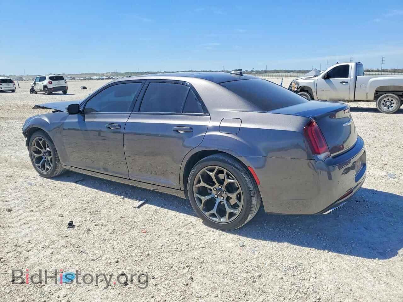 2015 CHRYSLER 300 - VIN: 2C3CCABG2FH833117 - Фото 2