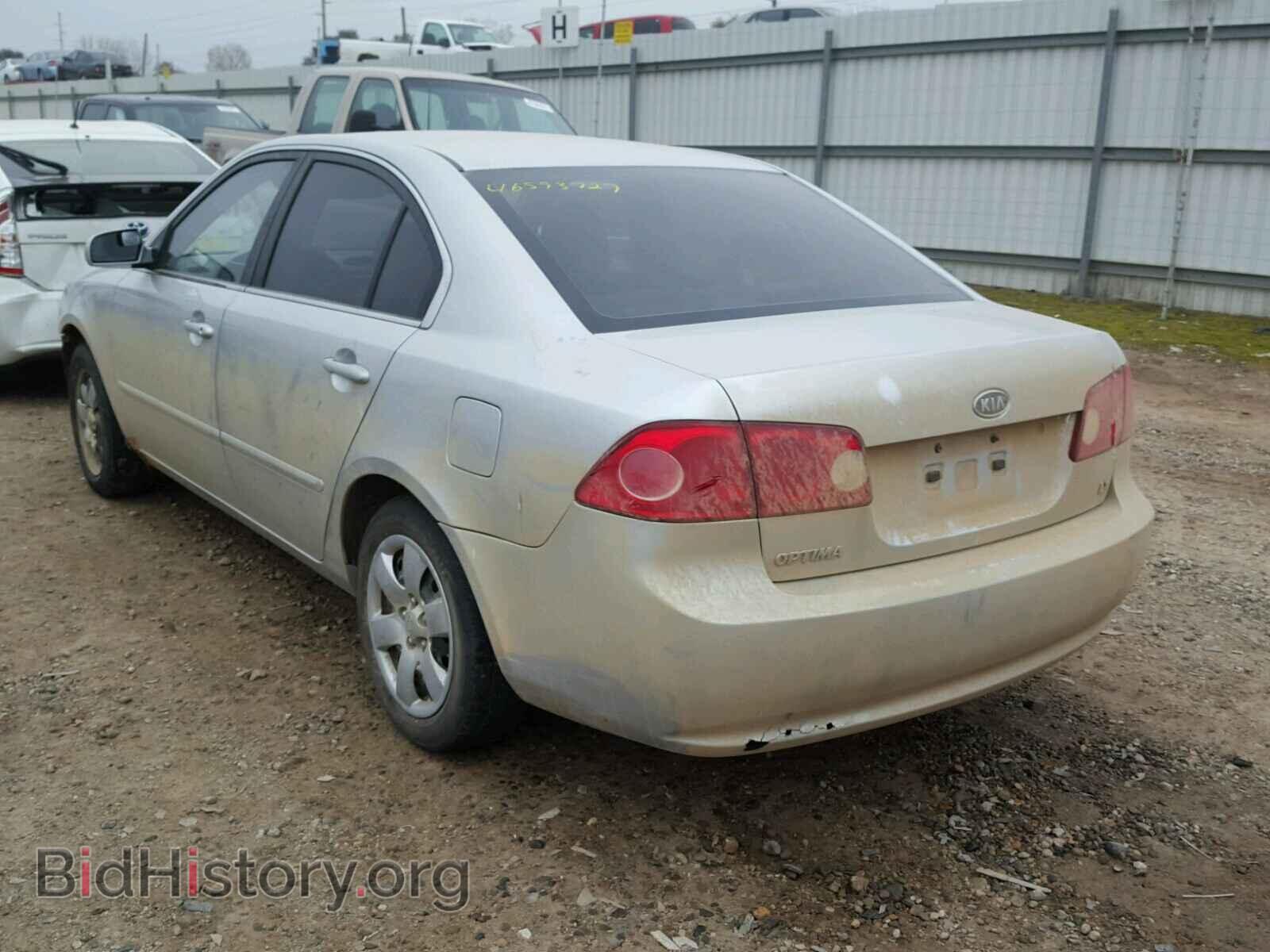 2008 KIA OPTIMA - VIN: KNAGE123285202735 - Фото 3