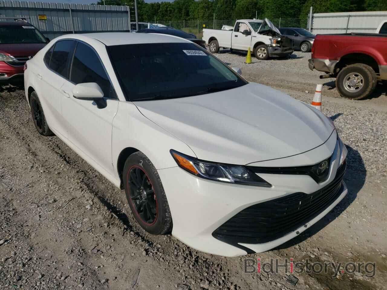 Photo 4T1B11HK2JU563722 - TOYOTA CAMRY 2018