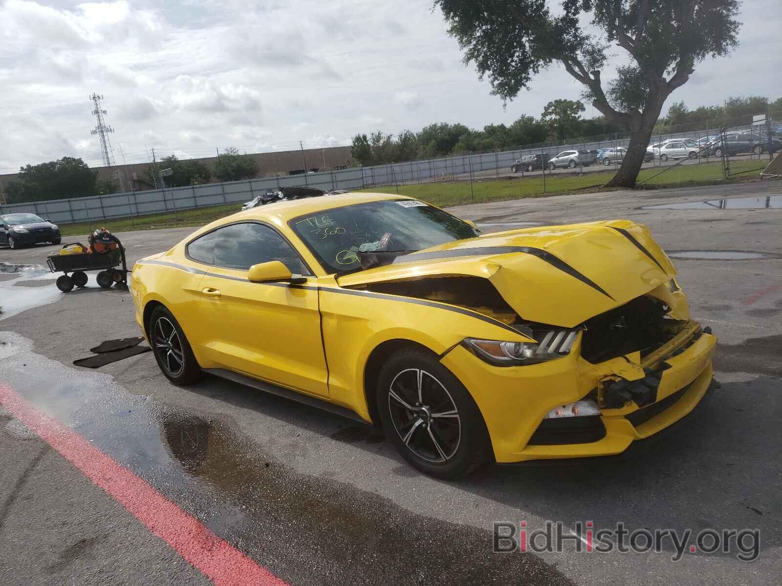 Photo 1FA6P8AM7F5317085 - FORD MUSTANG 2015