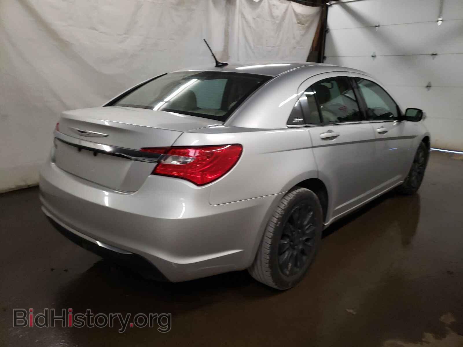2012 CHRYSLER 200 - VIN: 1C3CCBAG6CN155224 - Фото 4