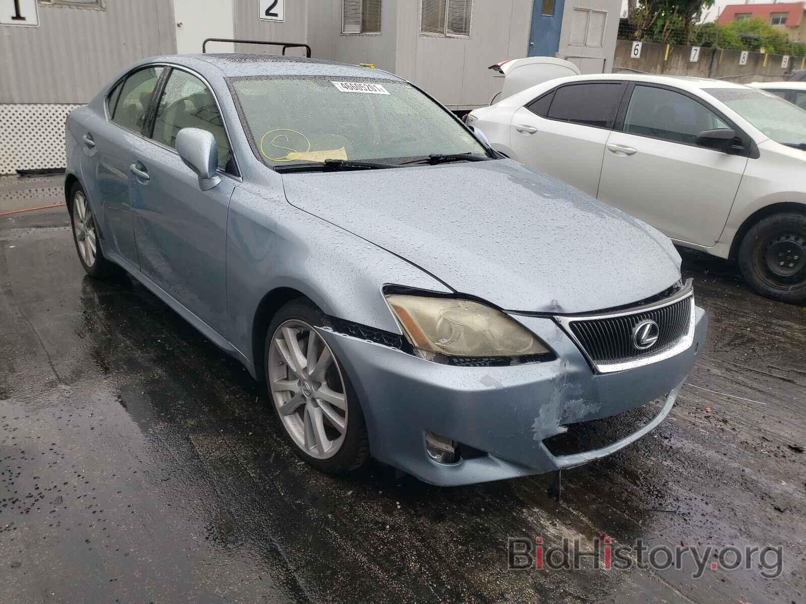 Photo JTHBE262X65003027 - LEXUS IS 2006