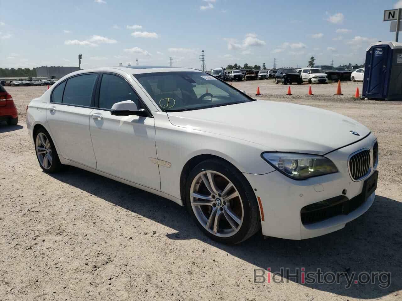 Фотография WBAYE8C5XED134974 - BMW 7 SERIES 2014