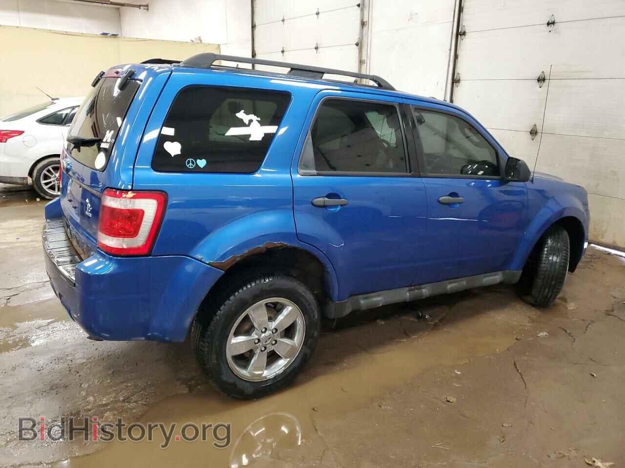 2011 FORD ESCAPE - VIN: 1FMCU0D77BKA37901 - Фото 3