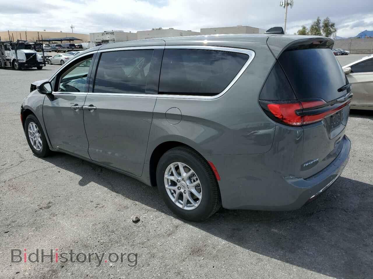 2023 CHRYSLER PACIFICA - VIN: 2C4RC1BG6PR520461 - Фото 2