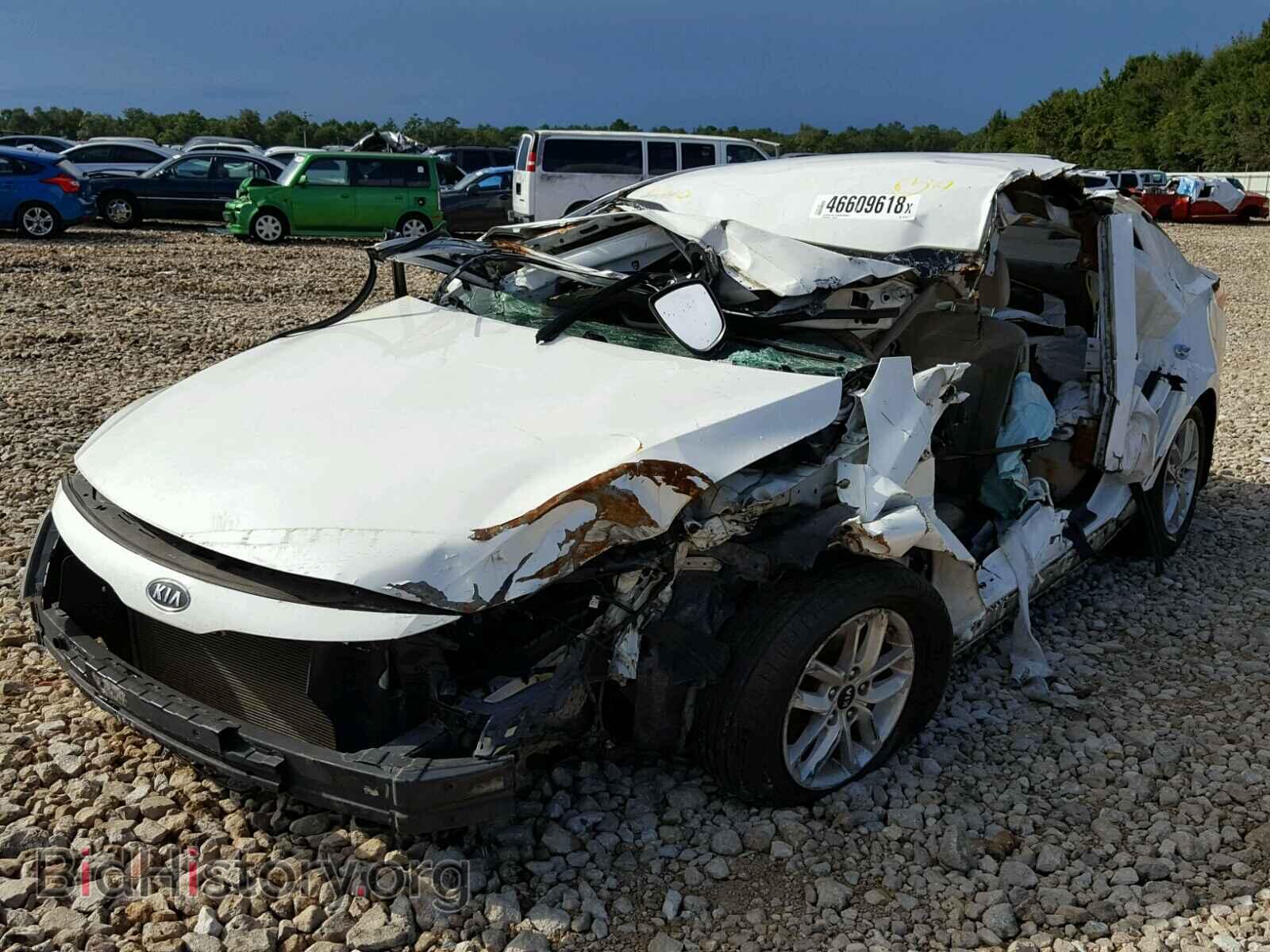 2011 KIA OPTIMA - VIN: KNAGM4A75B5137735 - Фото 2
