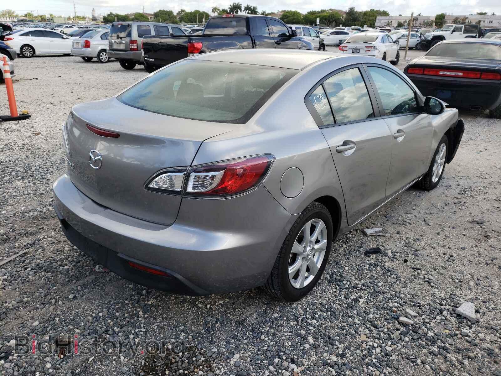 2011 MAZDA 3 - VIN: JM1BL1VF0B1498488 - Photo 4