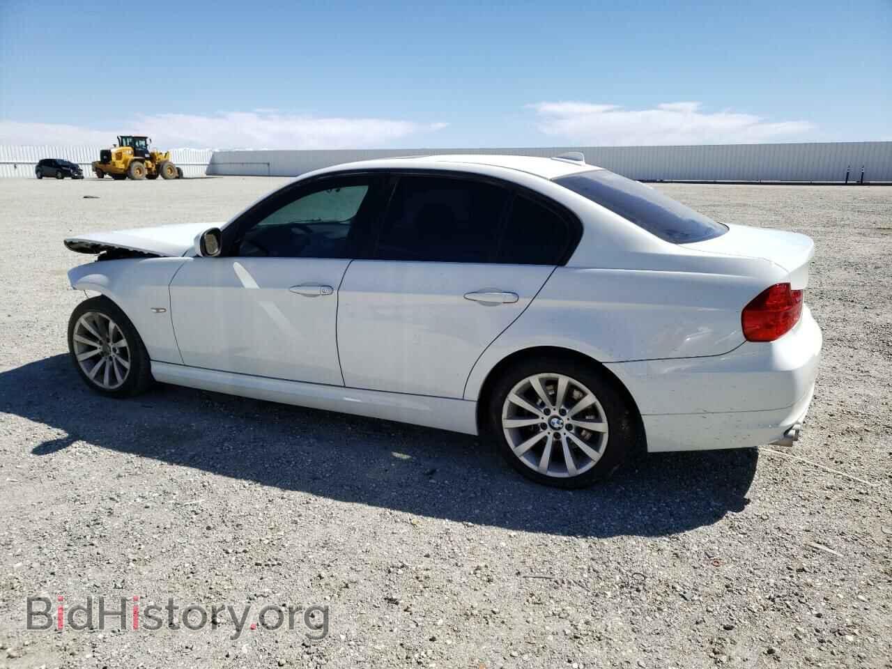 2011 BMW 3 SERIES - VIN: WBAPH5G58BNM80345 - Фото 2